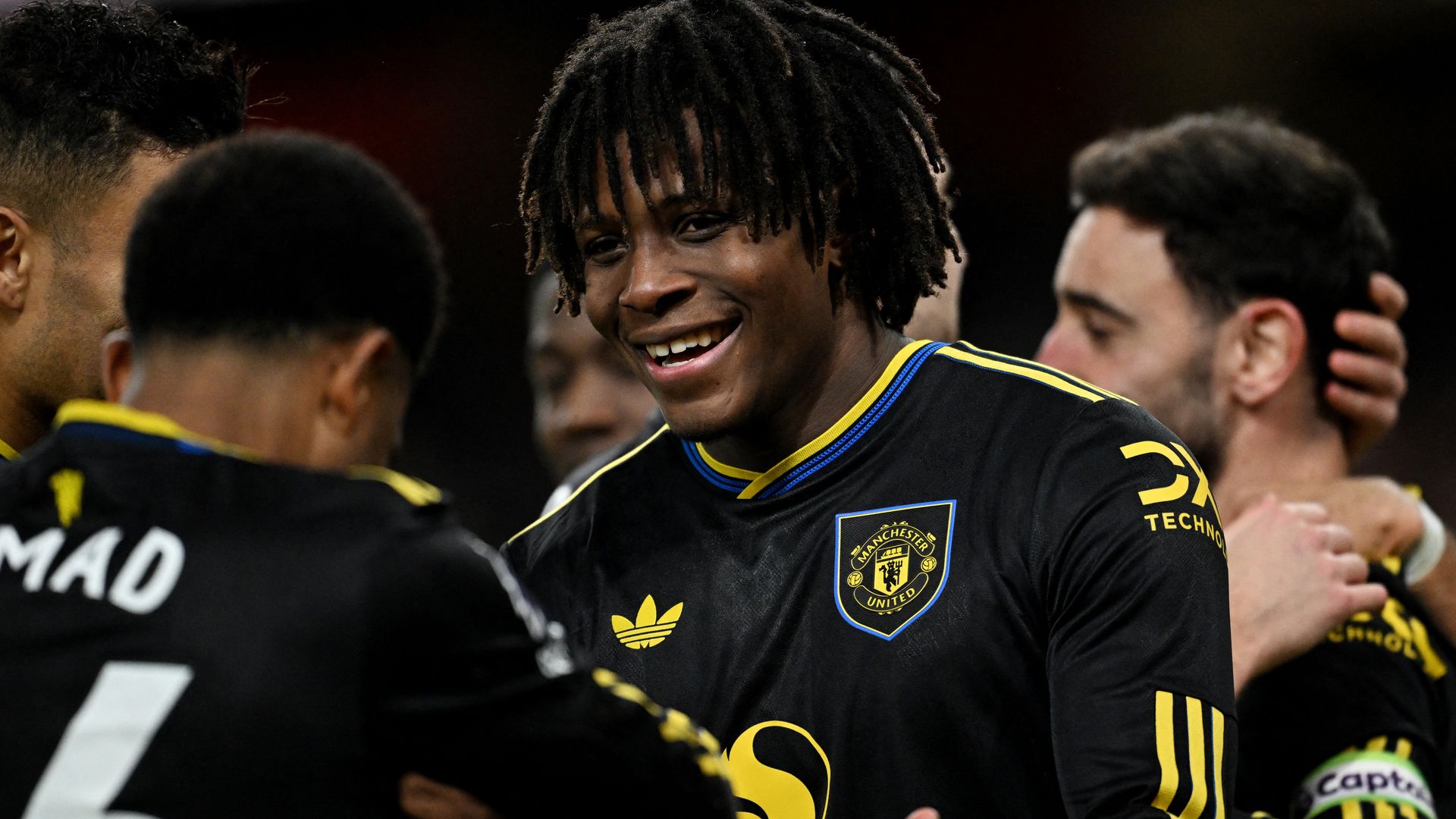 United wint opnieuw Premier League-topper: Arsenal krijgt tik in kampioensstrijd