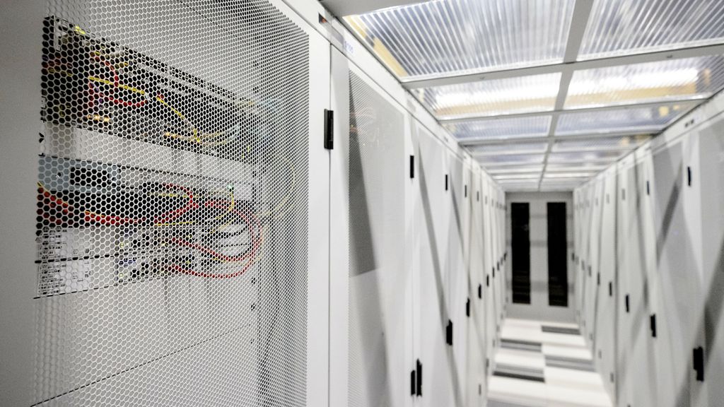 Foto: Nederlandse cloud 'binnen handbereik', Tweede Kamer wil haast maken