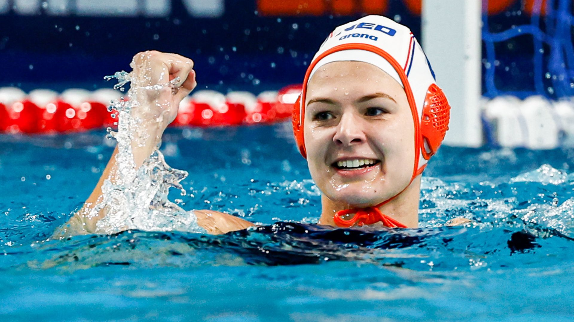 Waterpolosters boeken op EK monsterzege op Zwitserland: 28-2