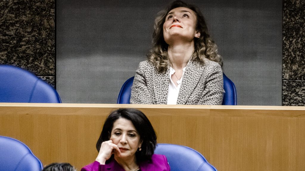 Foto: Oud-Kamervoorzitter Bergkamp niet vervolgd om zaak-Arib