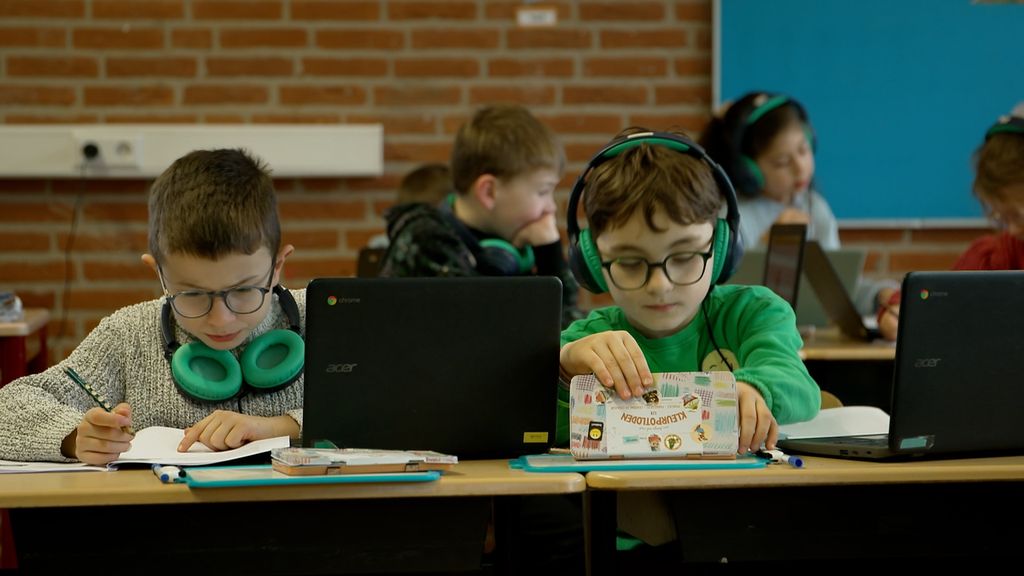 Foto: Onderzoekers: duizenden kinderen hebben geen bril, terwijl die wel nodig is