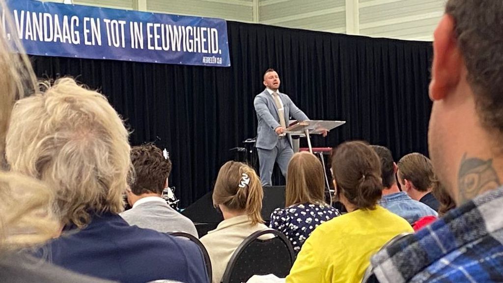 OM ziet af van zaak tegen gebedsgenezer Tom de Wal