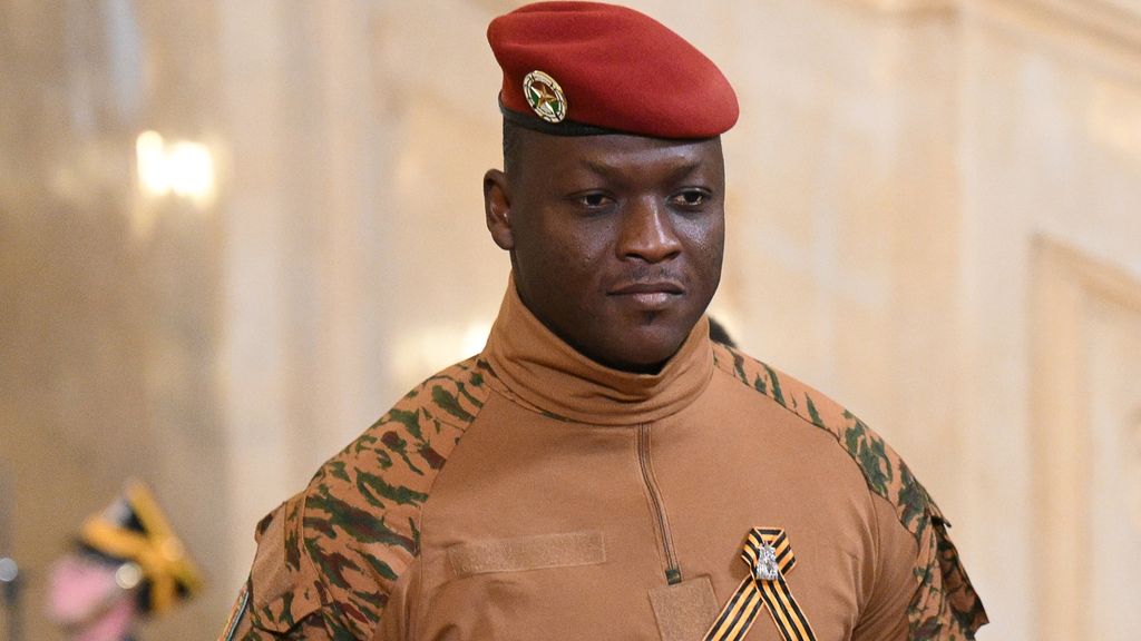 Foto: Junta Burkina Faso ontbindt alle politieke partijen