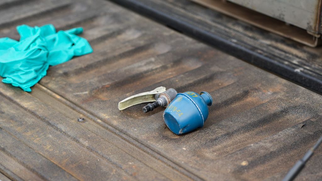 Foto: Granaat gevonden in veilinghuis Duiven, 'geen kwade bedoelingen'