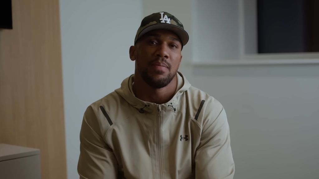 Foto: Bokser Anthony Joshua vertelt in emotionele video over verongelukte vrienden
