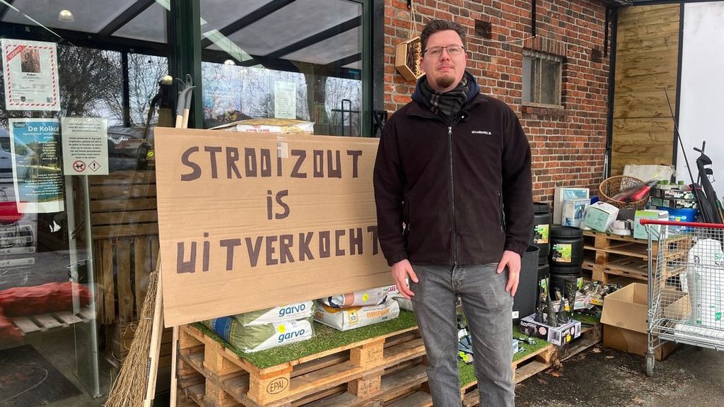 Code oranje in noordelijke provincies: strooizout op, scholen later open