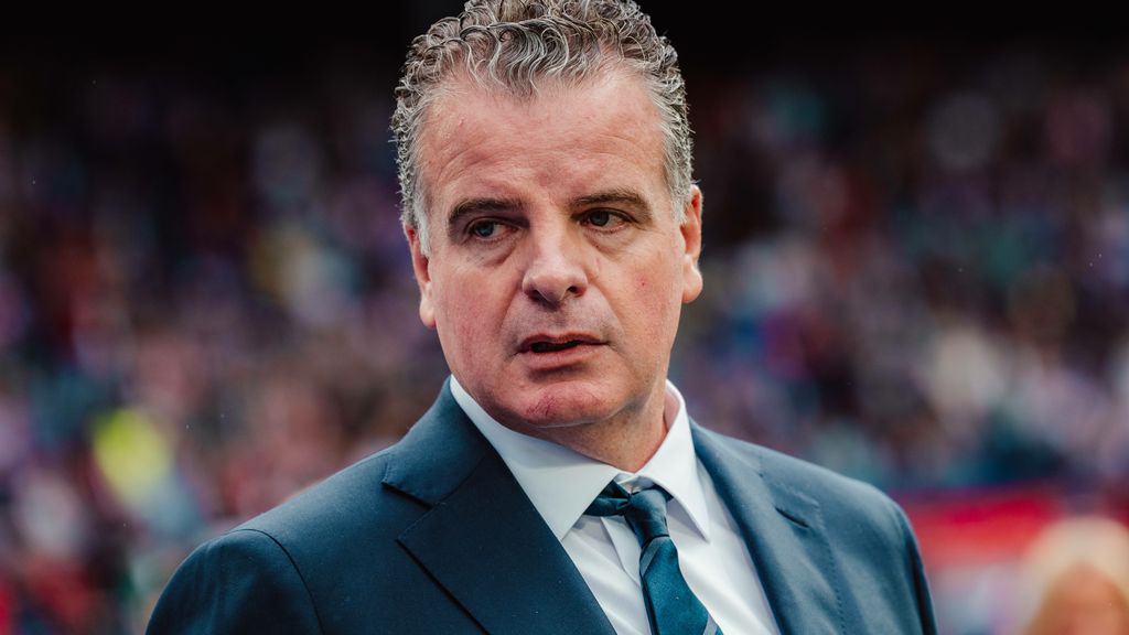 Feyenoord-directeur Te Kloese bedreigd, politie start onderzoek