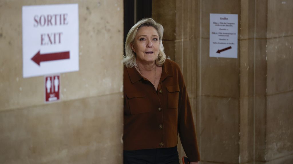 Frans OM eist in hoger beroep vier jaar cel tegen Marine Le Pen