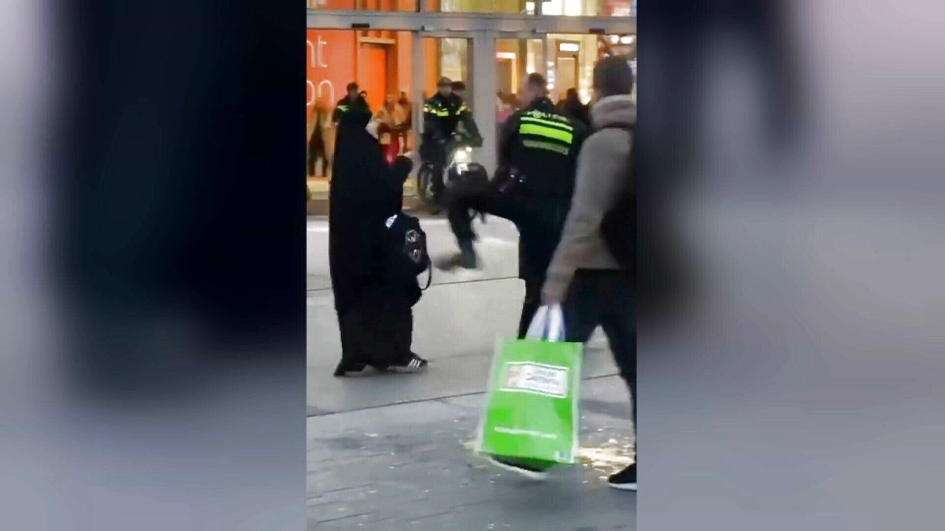 Politiechef: agent ging te ver met schop bij arrestatie in Utrecht