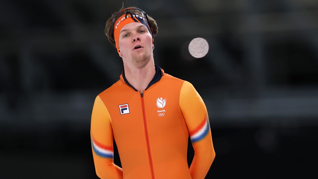 Bosker en Van de Bunt vroeg in actie op 5.000m • Snowboardster Van Vreden blij met schans