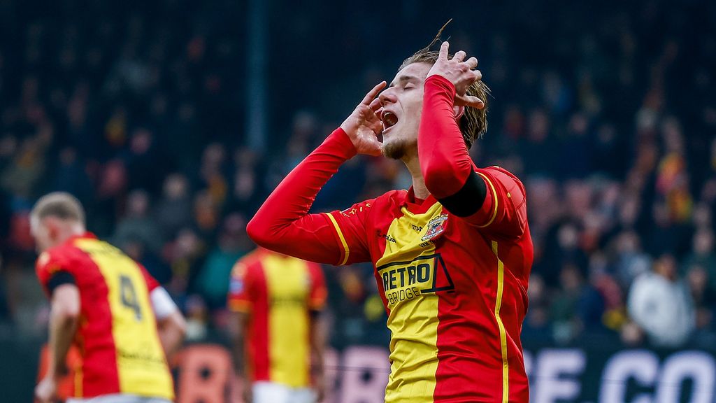 Diep in blessuretijd geeft Go Ahead Eagles thuiszege weg tegen Telstar