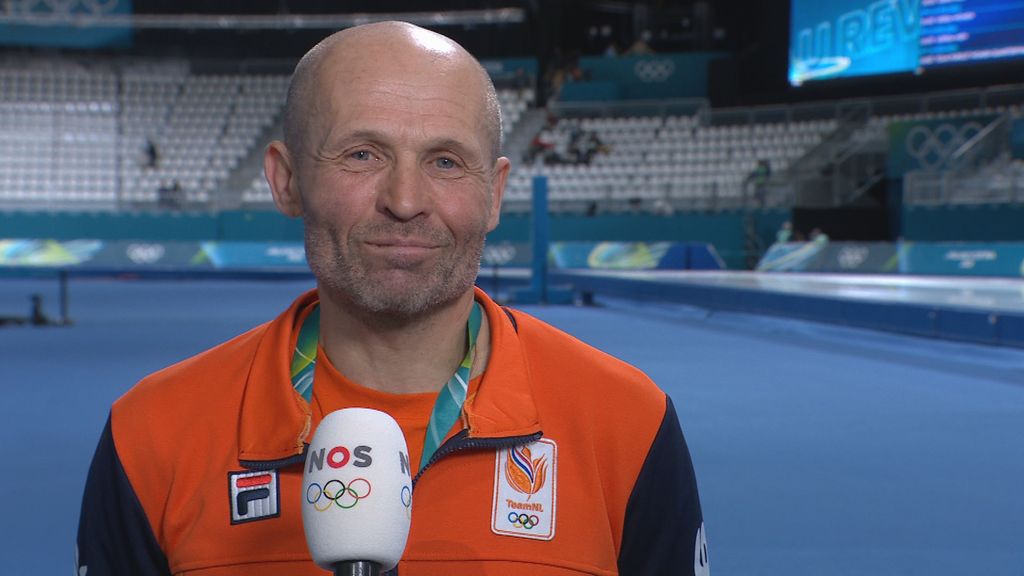 Coach Kosta Poltavets Praises Jutta Leerdam’s Olympic Victory in 1,000 Meter Speed Skating
