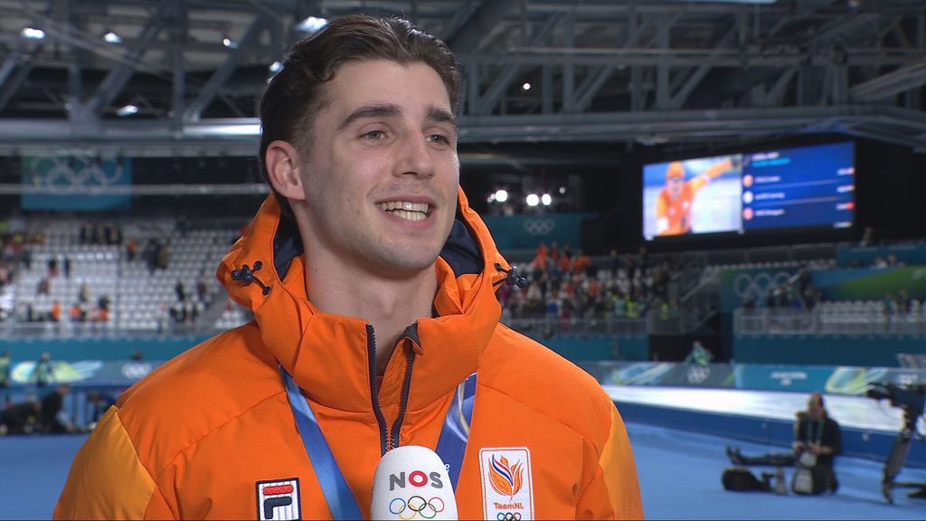 Jenning de Boo Wins Silver in 1,000 Meter at Winter Olympics, Finishing Behind Stolz