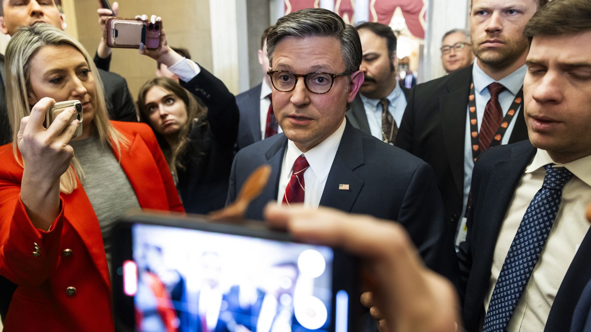 Zeldzaam tegengas voor Trump: Huis VS stemt tegen importheffingen Canada