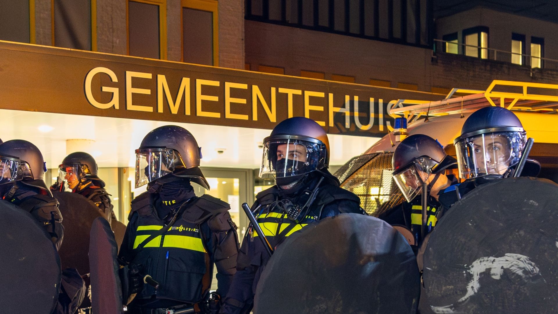 Ondanks toename bedreigingen en intimidatie willen meeste raadsleden door