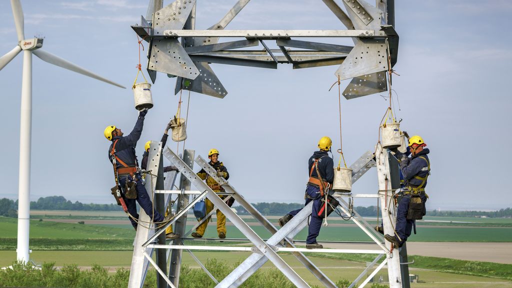 Foto: Na zomer mogelijk geen nieuwe stroomaansluiting voor huizen Midden-Nederland
