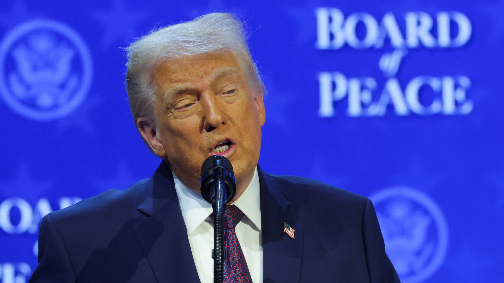 Trump: lidstaten vredesraad betalen ruim 5 miljard dollar voor wederopbouw Gaza