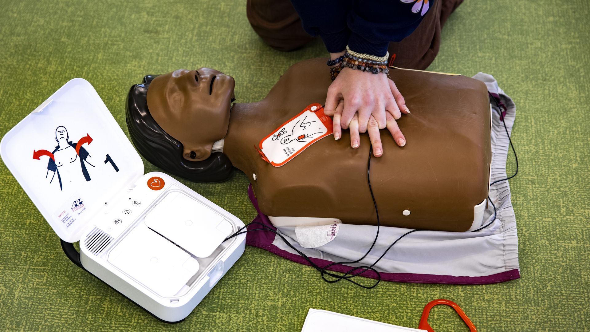 Tekort aan reanimatievrijwilligers, veel mensen ten onrechte bang voor fouten