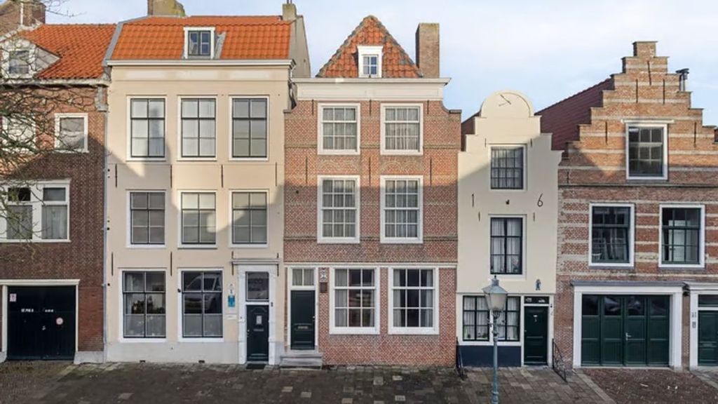 Foto: Oude huis van Michiel de Ruyter in Vlissingen te koop: 'Heel bijzonder pand'