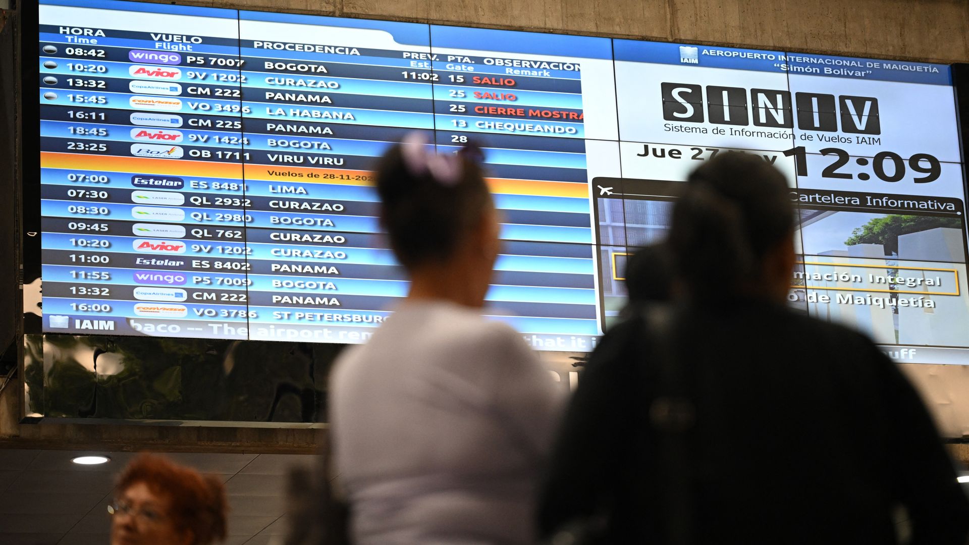 Eerste Europese commerciële vlucht geland in Venezuela sinds ontvoering Maduro