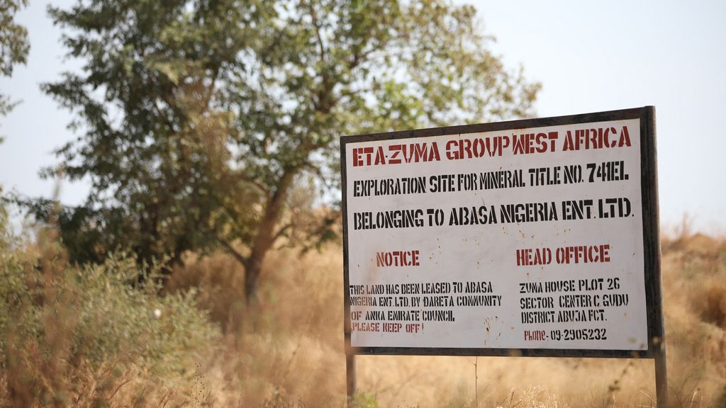 Foto: Tientallen doden door koolstofmonoxidevergiftiging in illegale mijn Nigeria