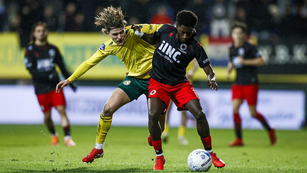 Fortuna Sittard wint nipt van Excelsior • Labyad tekent bij club Depay