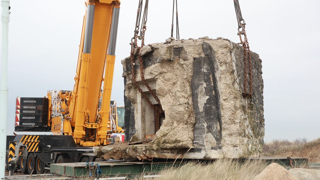 Foto: Oude 'verzetsbunker' Soldaat van Oranje op definitieve plek geplaatst