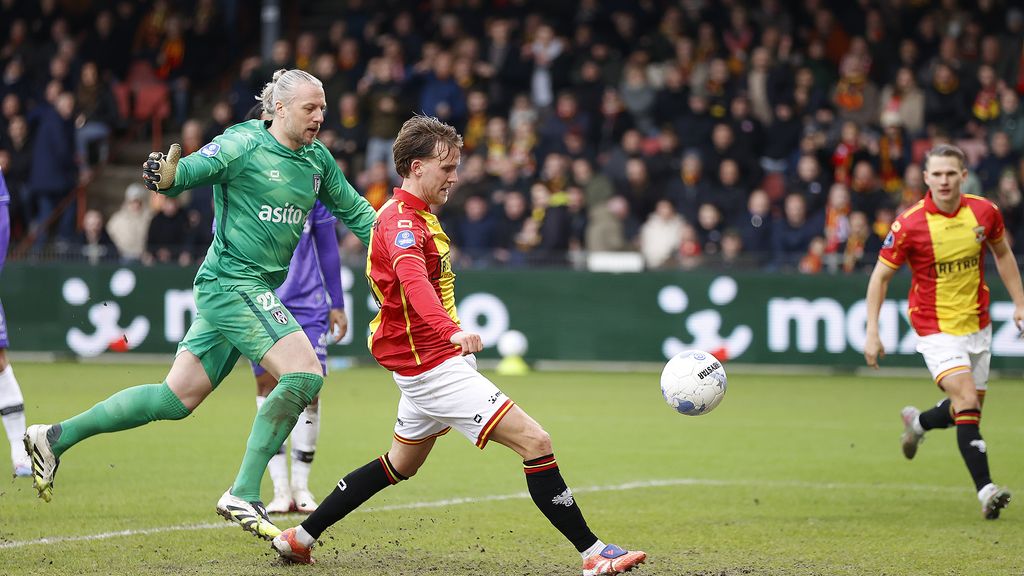 Eagles staat ruim voor tegen zwak Heracles • PEC maakt gelijk in Utrecht
