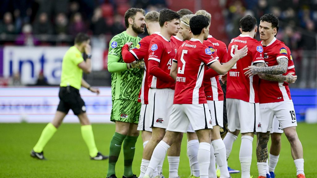 Sparta krijgt eerste kansen tegen AZ • Echteld stelt Hornkamp en Parrott op
