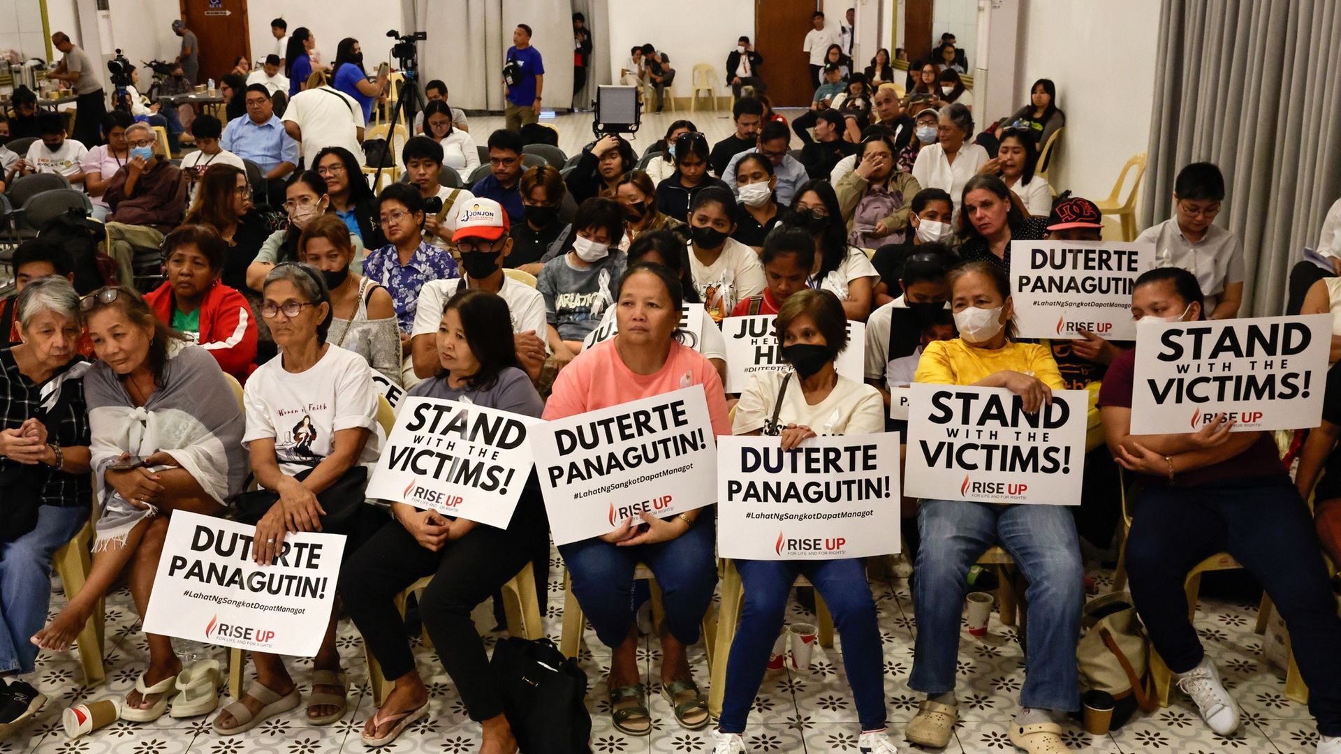 Aanklagers ICC over Duterte: 'Hij speelde een cruciale rol bij duizenden moorden'