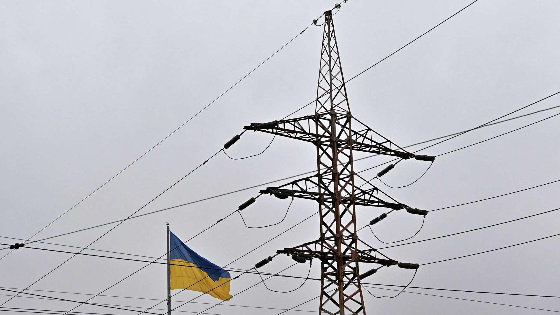 Slowakije levert geen noodstroom meer aan Oekraïne, Hongarije blokkeert EU-miljarden