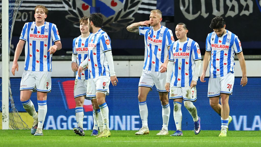 Bekijk de samenvatting van sc Heerenveen - Sparta Rotterdam