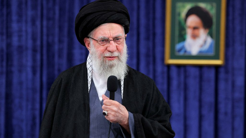 Foto: Iraanse leider Khamenei gedood bij Amerikaanse en Israëlische luchtaanvallen