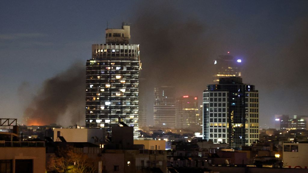 Drie Amerikaanse militairen omgekomen • Zeker negen doden en twintig gewonden in Israël Drie Amerikaanse militairen omgekomen • Zeker negen doden en twintig gewonden in Israël