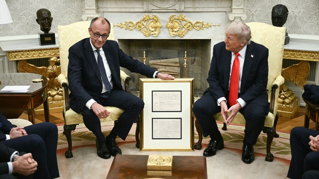 Rol aan de zijlijn of VS de les lezen over Iran? Merz op heikel bezoek bij Trump Rol aan de zijlijn of VS de les lezen over Iran? Merz op heikel bezoek bij Trump