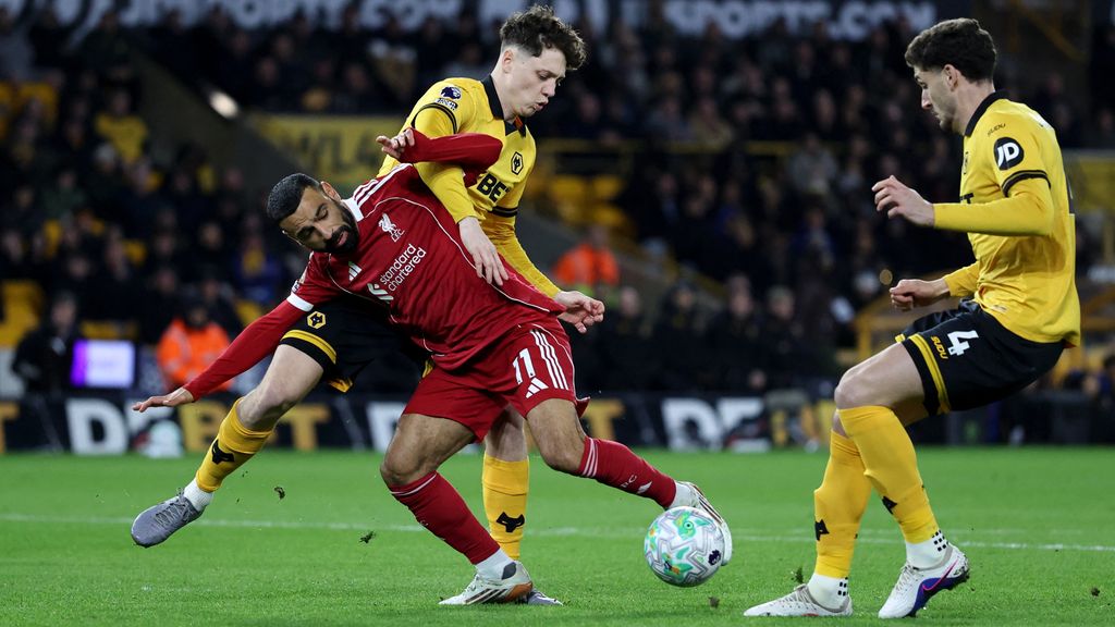 Liverpool verliest in blessuretijd bij hekkensluiter Wolves