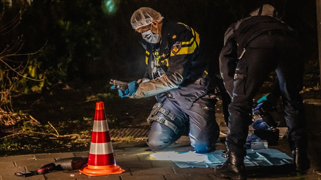 Politie schiet jongen van 17 neer in Capelle aan den IJssel