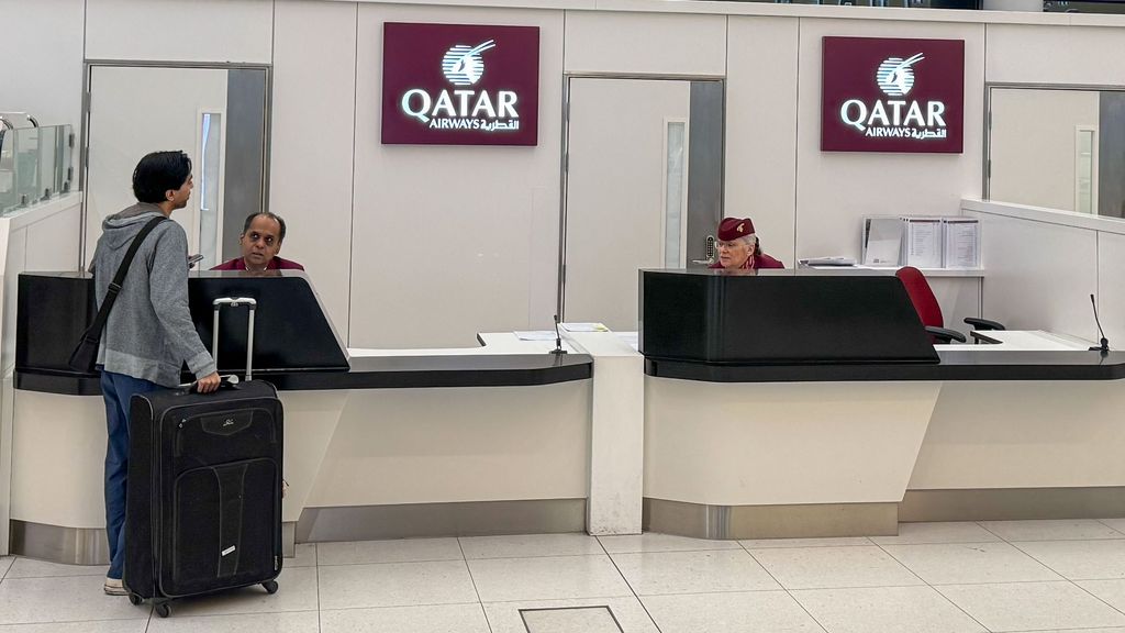 Foto: Eerste honderden Nederlanders weg uit Qatar na dagen van onzekerheid