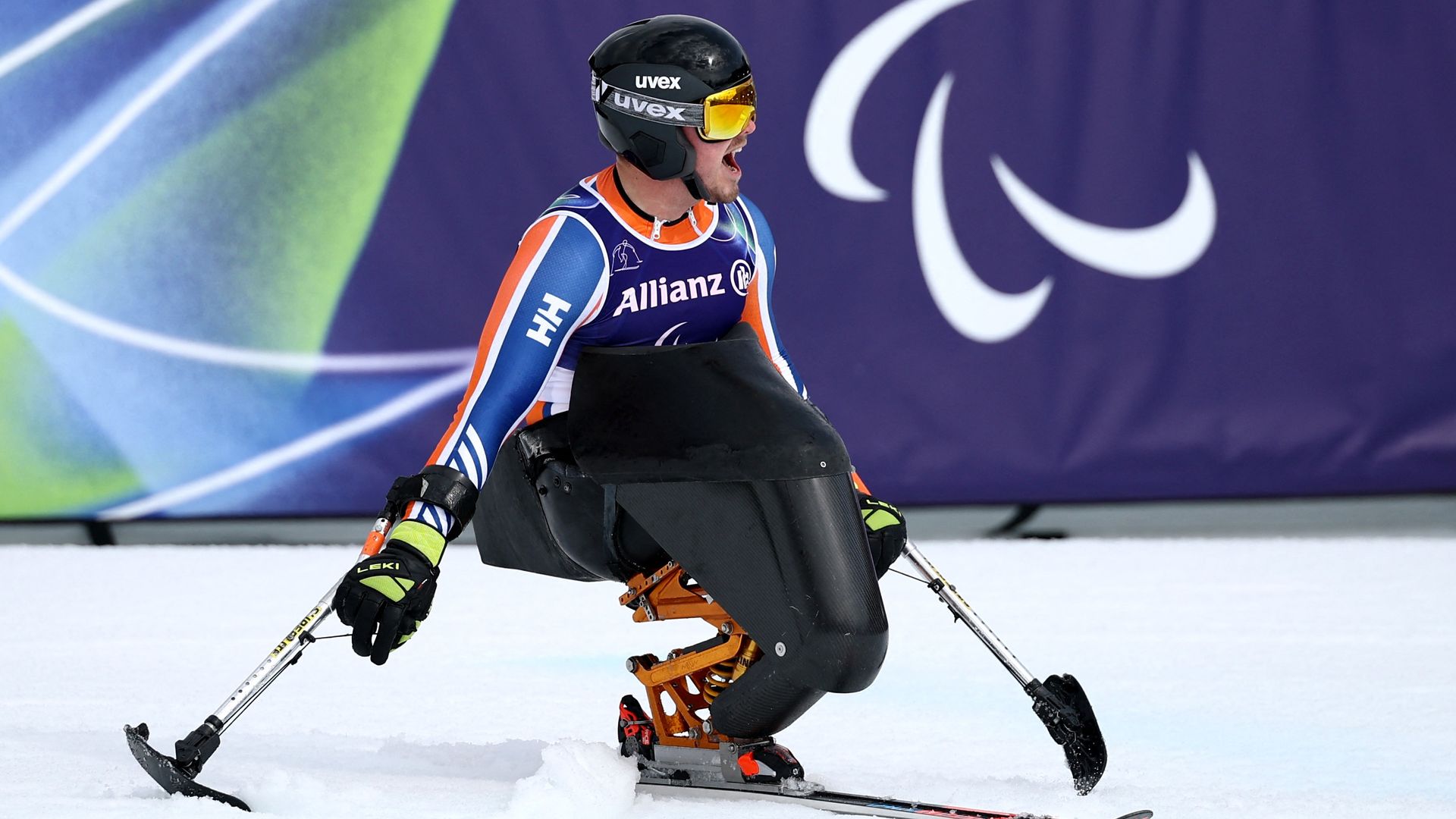 Zitskiër Kampschreur bezorgt Nederland eerste goud op Paralympische Winterspelen