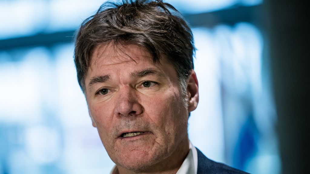 Burgemeester Breda doet aangifte van doodsbedreiging na spandoek NAC-supporters Burgemeester Breda doet aangifte van doodsbedreiging na spandoek NAC-supporters