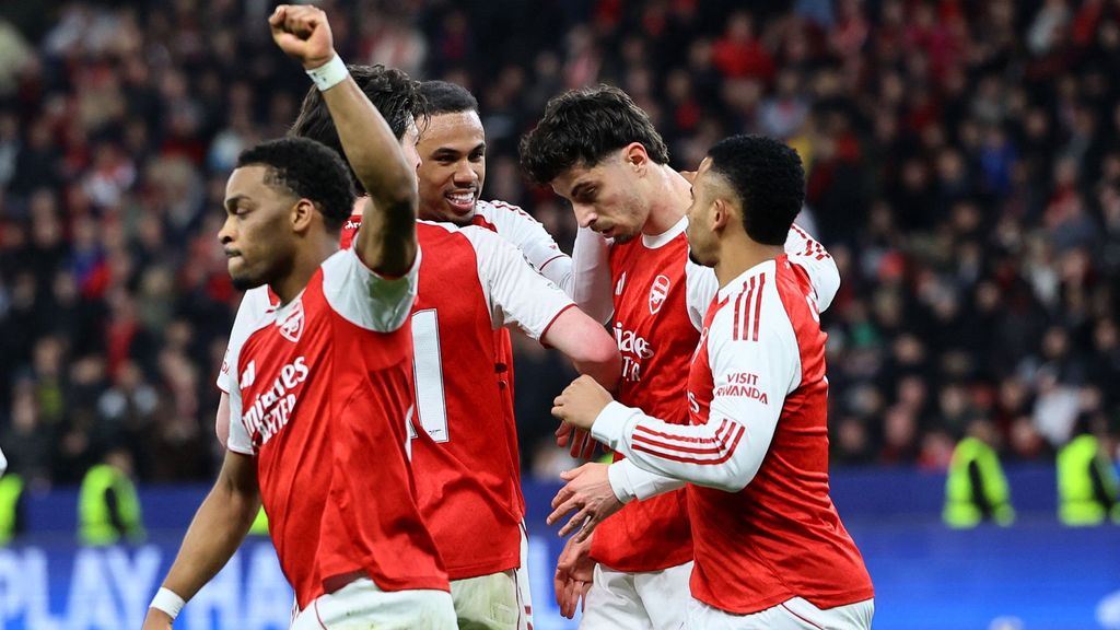 'Boring' Arsenal ontsnapt in slotfase aan Champions League-nederlaag in Leverkusen