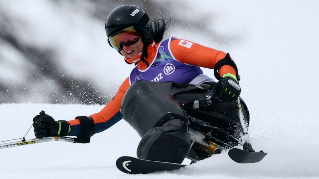 Zitskiester Van Bergen grijpt naast medaille op reuzenslalom, Petit gediskwalificeerd