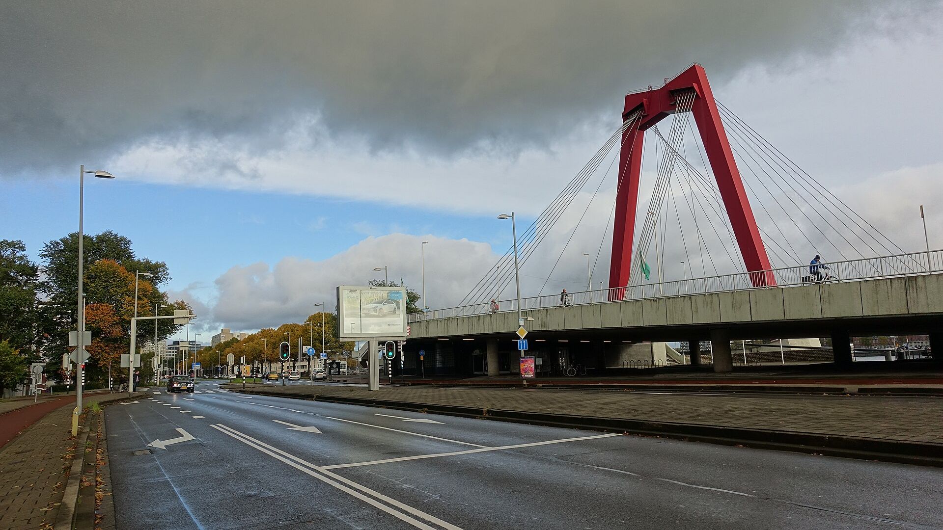 Rotterdam test flitspalen voor lawaai: 'Echt iets doen tegen verkeersaso's'