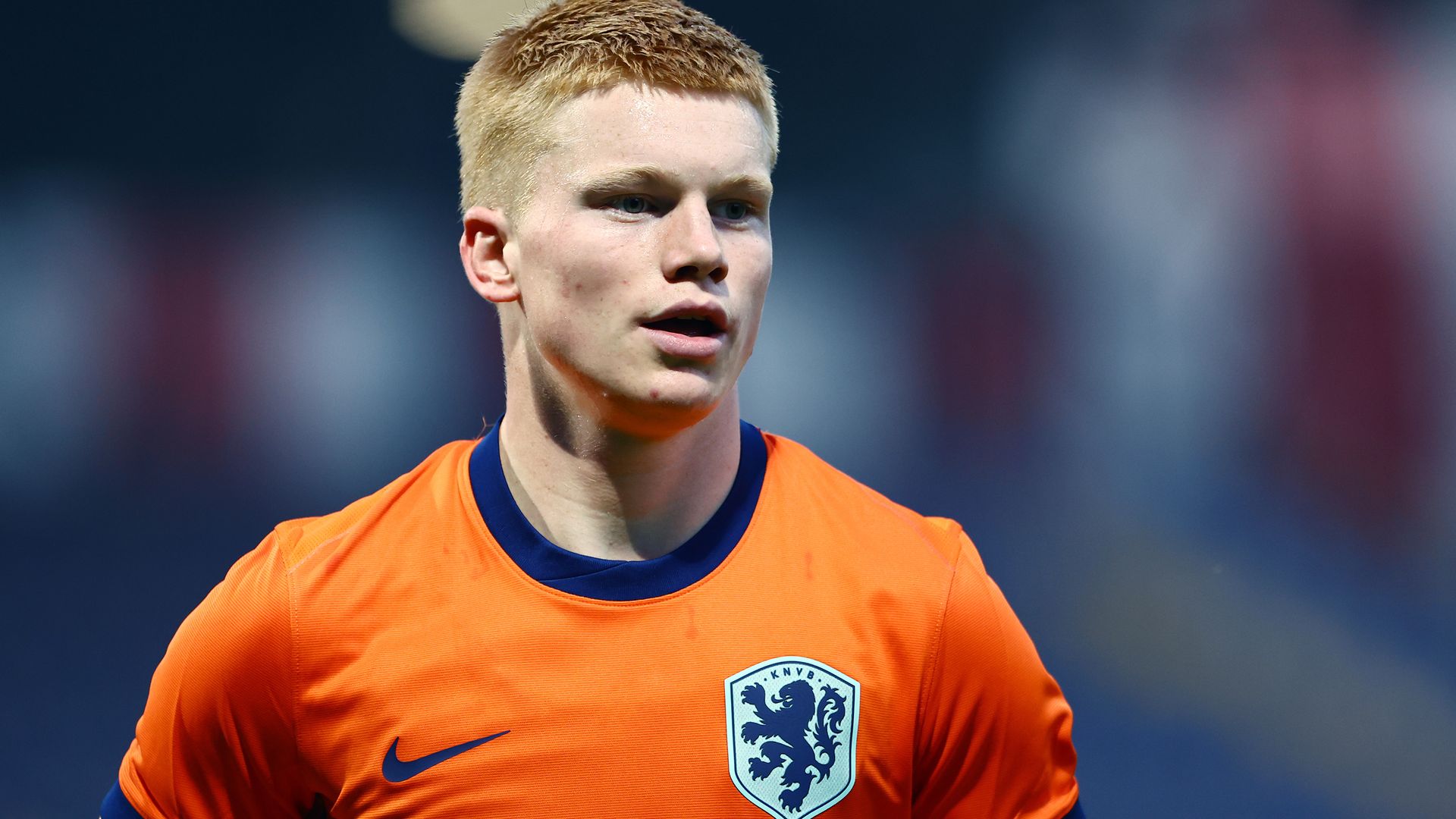 Smit debuteert in selectie Nederlands elftal, Bijlow keert terug