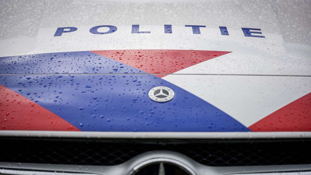 Foto: Twee tieners opgepakt in Heemstede na verdachte situatie 'bij joodse instelling'