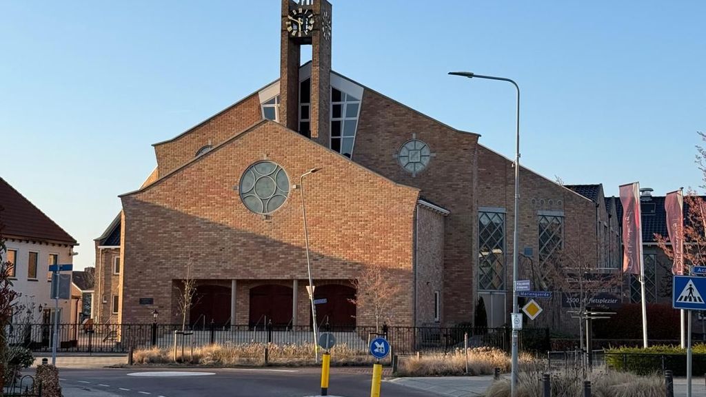 Eigentijdse kerkenbouwer Wouter van Beijnum overleden: ‘Altijd symboliek toevoegen’ Eigentijdse kerkenbouwer Wouter van Beijnum overleden: ‘Altijd symboliek toevoegen’
