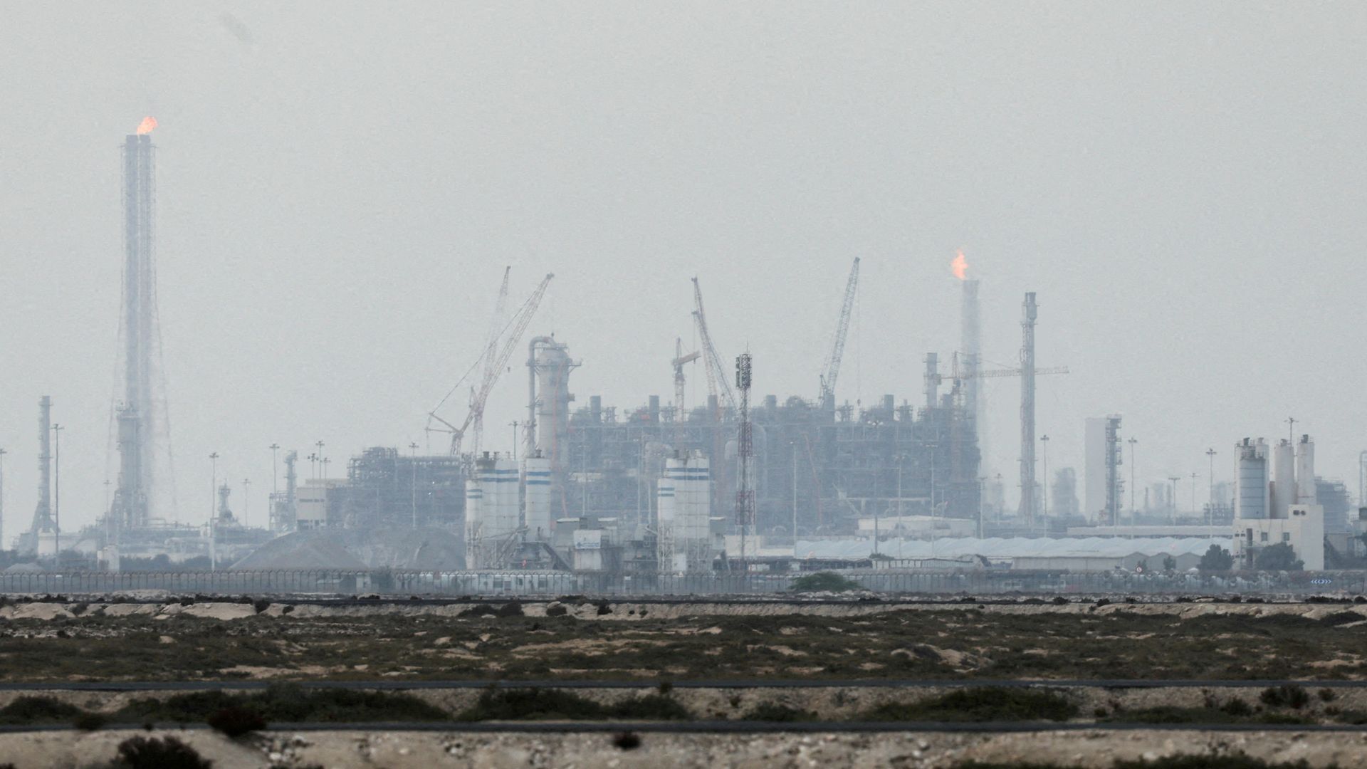 Iraanse aanvallen raken hart van Qatarese economie, maar buffers zijn enorm