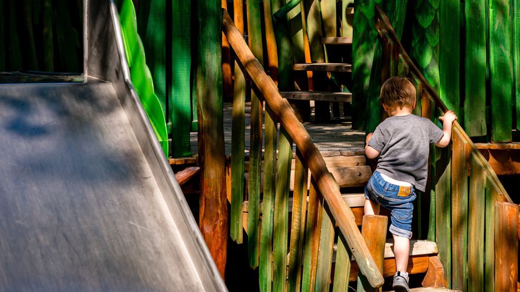 Foto: Kabinet wil toch geen versoepeling omgangsrecht opa's en oma's met kleinkind 