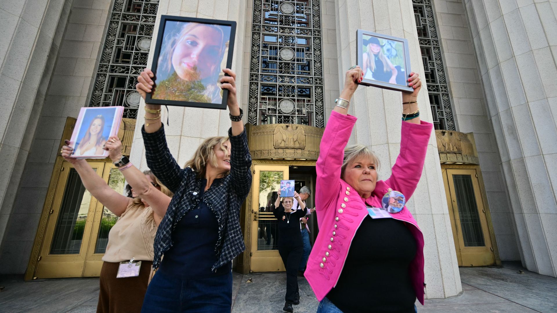 'Instagram en YouTube zijn expres verslavend gemaakt, net als sigaretten'