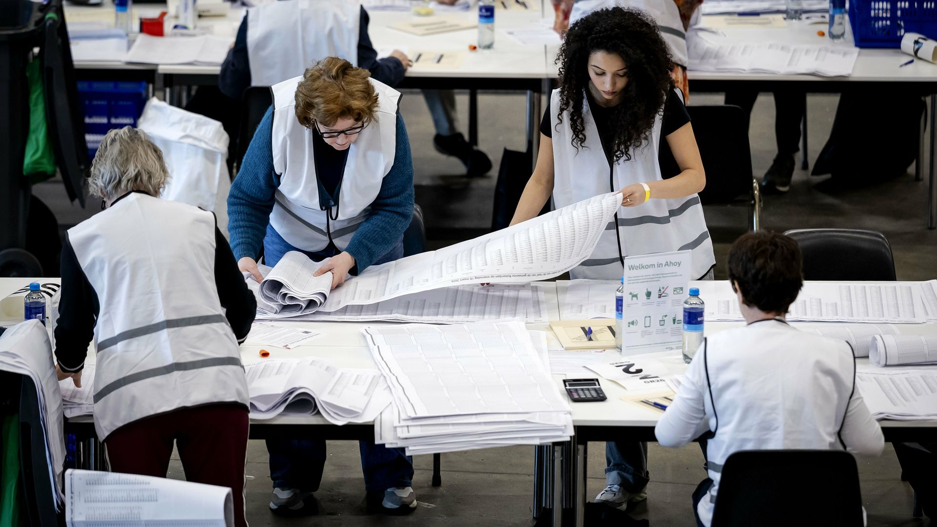Nederland stemt vaak per volmacht: 'Zwakte in ons verkiezingsproces'